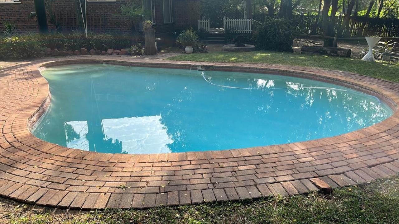 Chalet 1 Camping Style At Cynthias Country Hartbeespoort Exterior photo